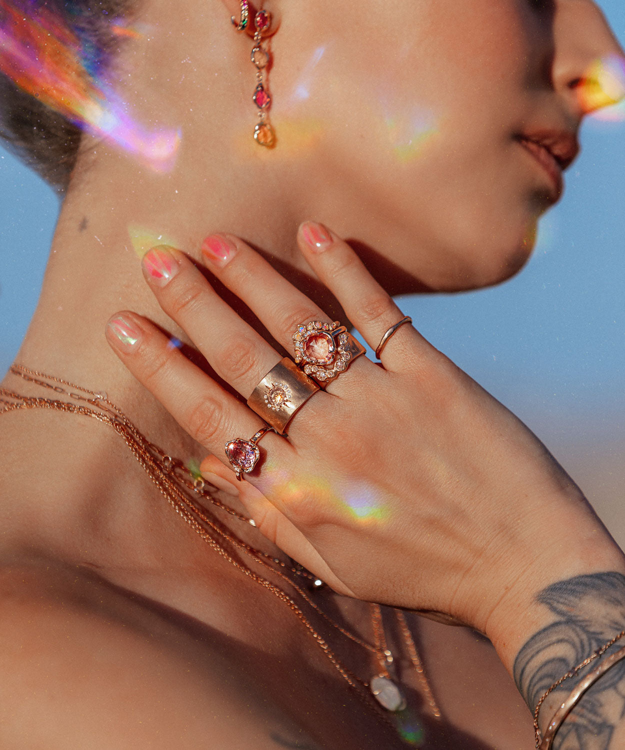 Aphenos Peachy Pink Sapphire Ring