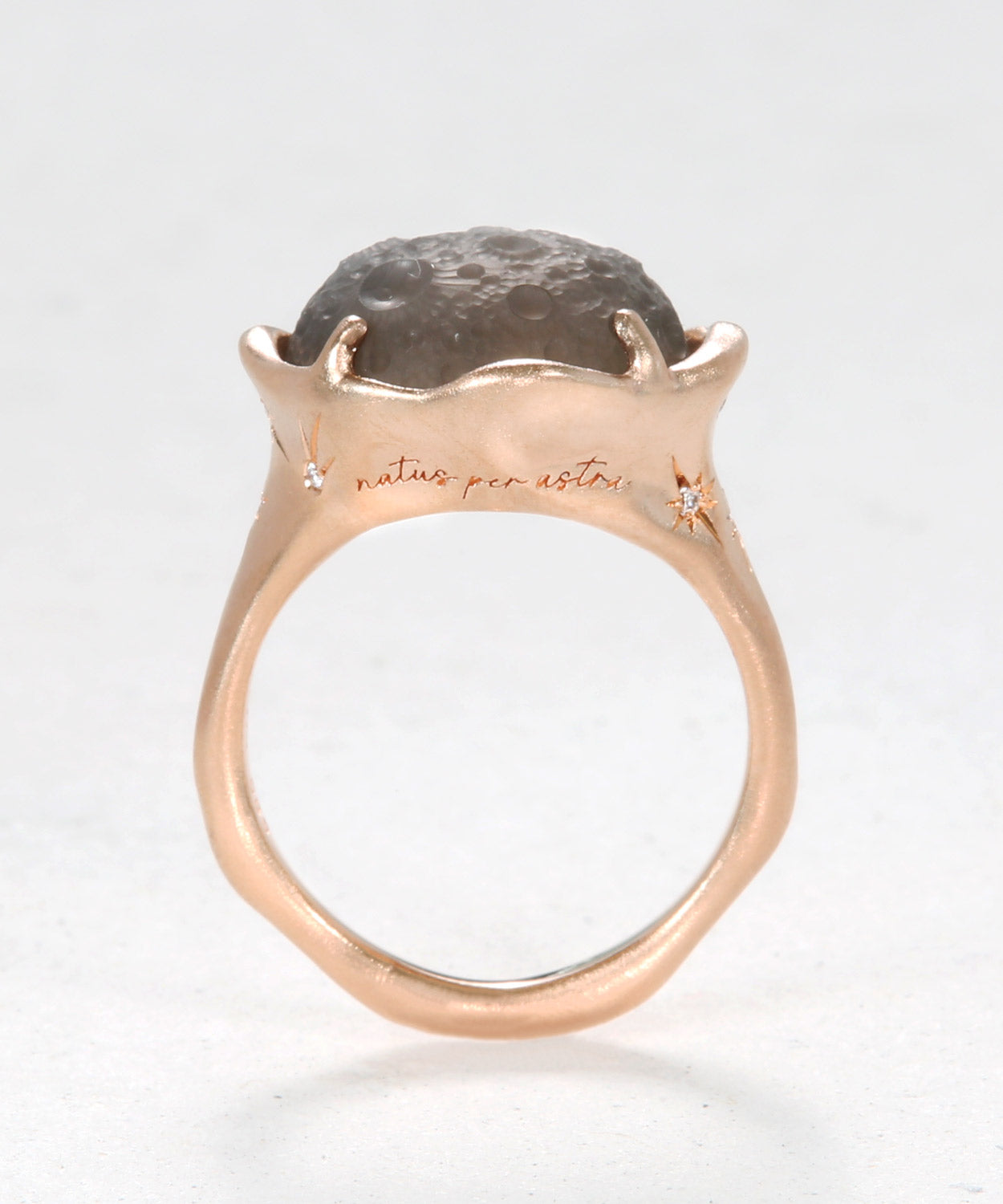La Fleur del Lune Ring