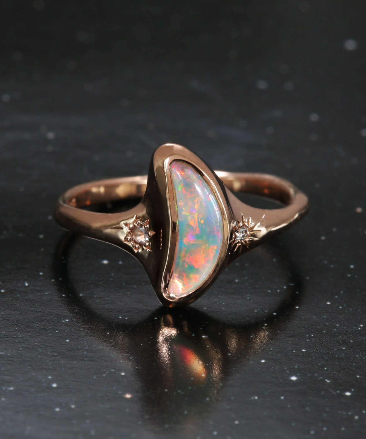 Nana Moon Gem Light Flash Ring