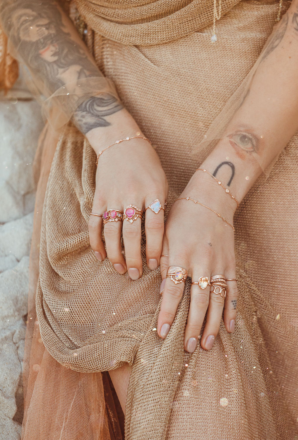 Aphenos Pink Ombre Ring