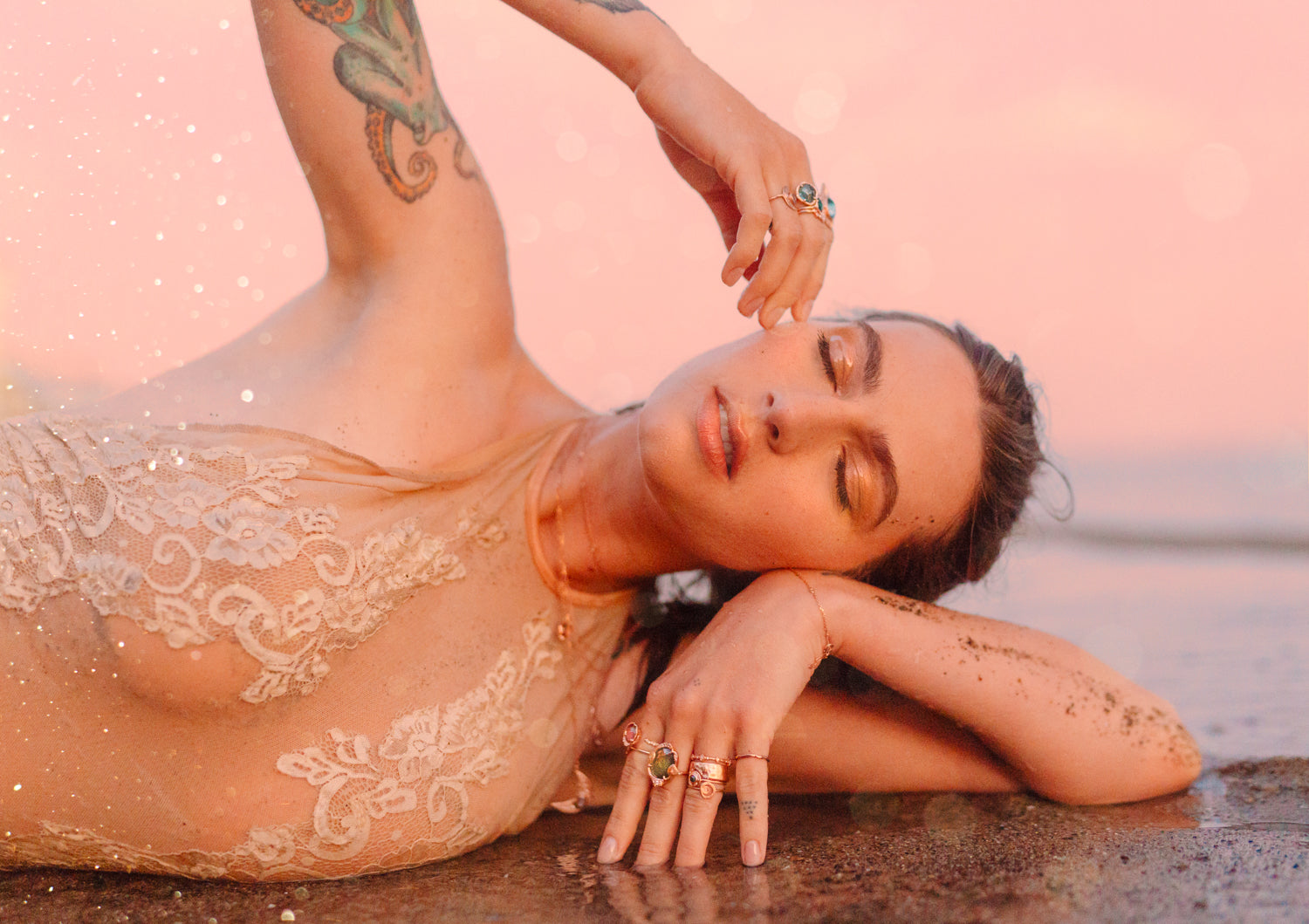 Little Moon Plate Ring