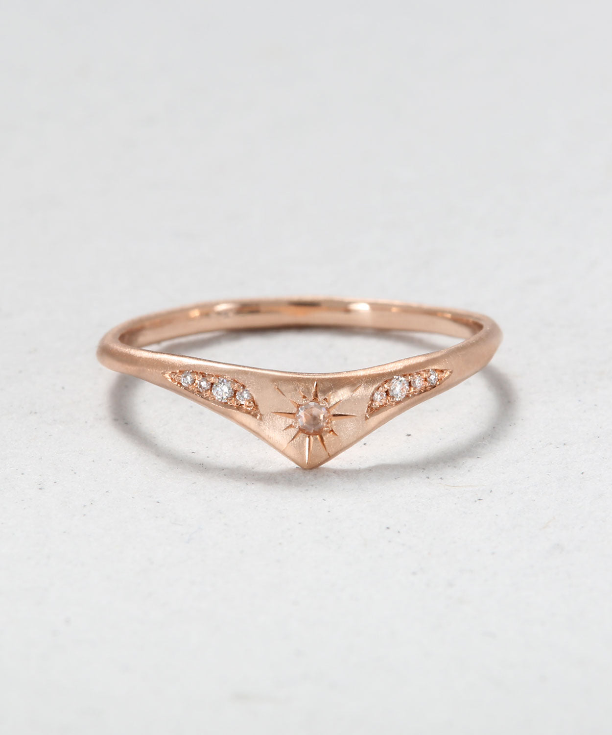 Illuminating Diamond Stacking Band