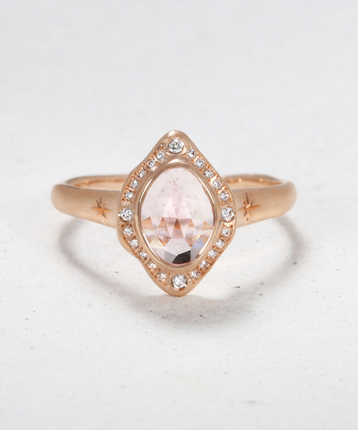 Isadora the Amor Ring