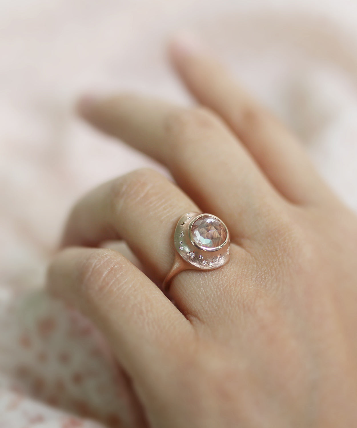 Spectral Star Splash Ring