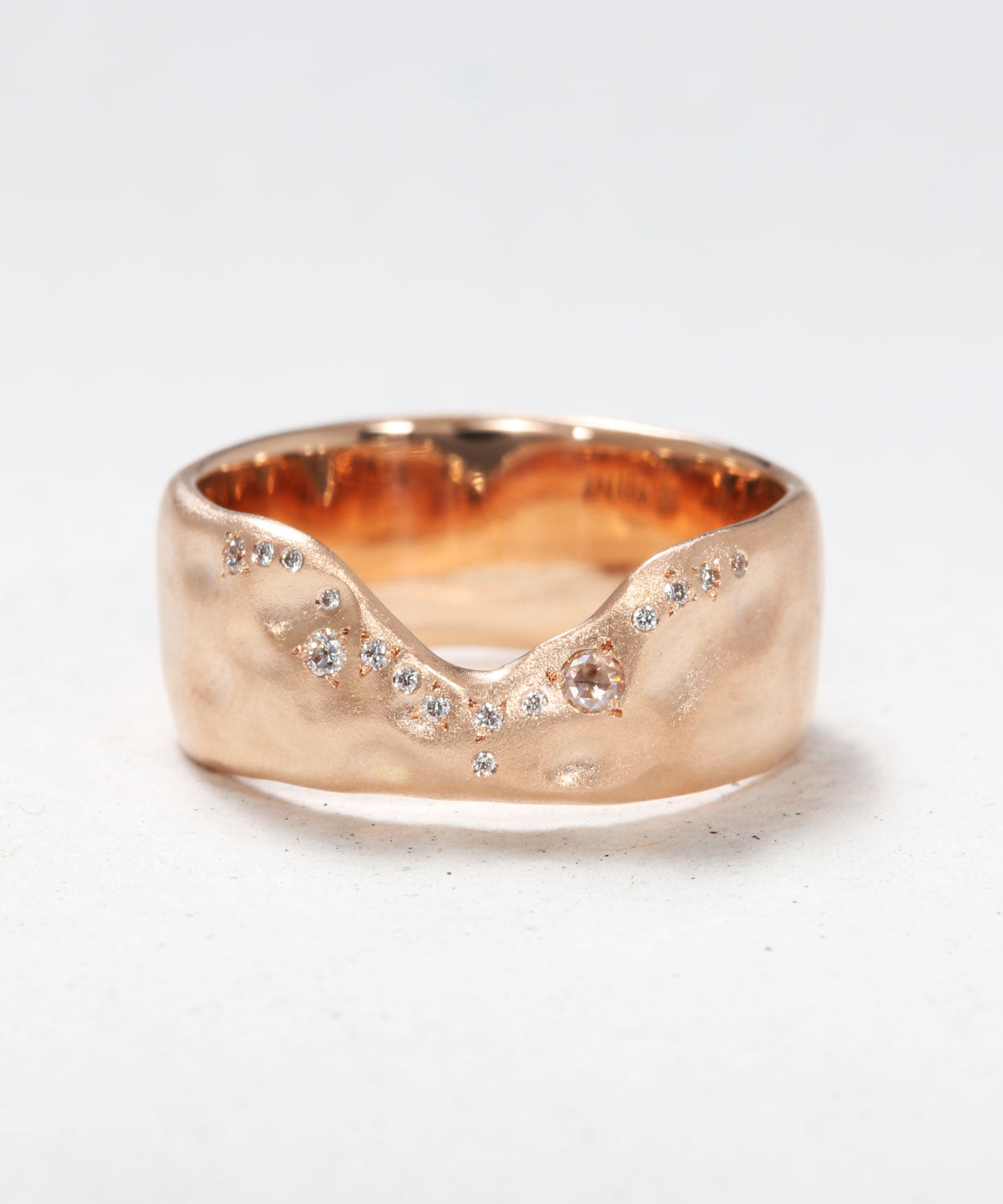 Trailing Diamond Stacking Band