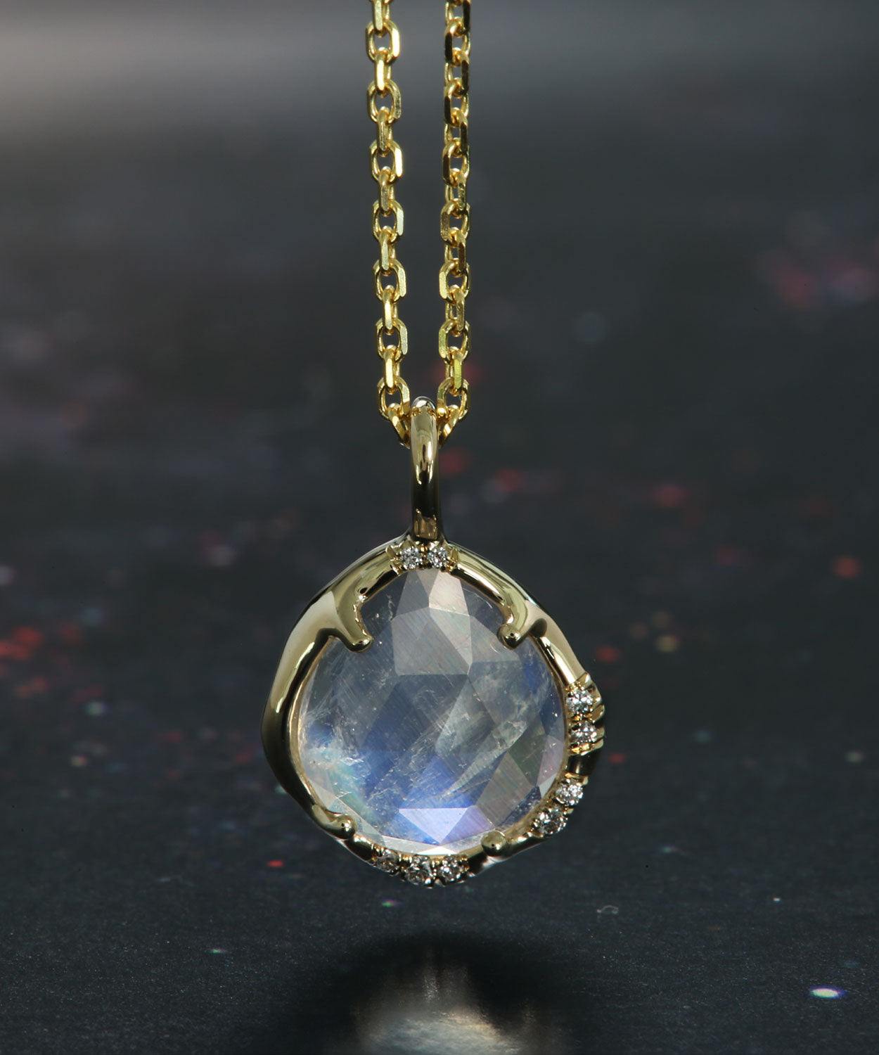 Aphenos Rainbow Moonstone Necklace 2