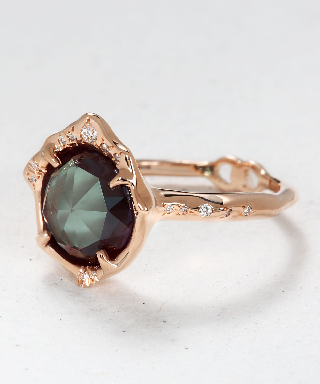 Infinite Love Alexandrite Light Ring