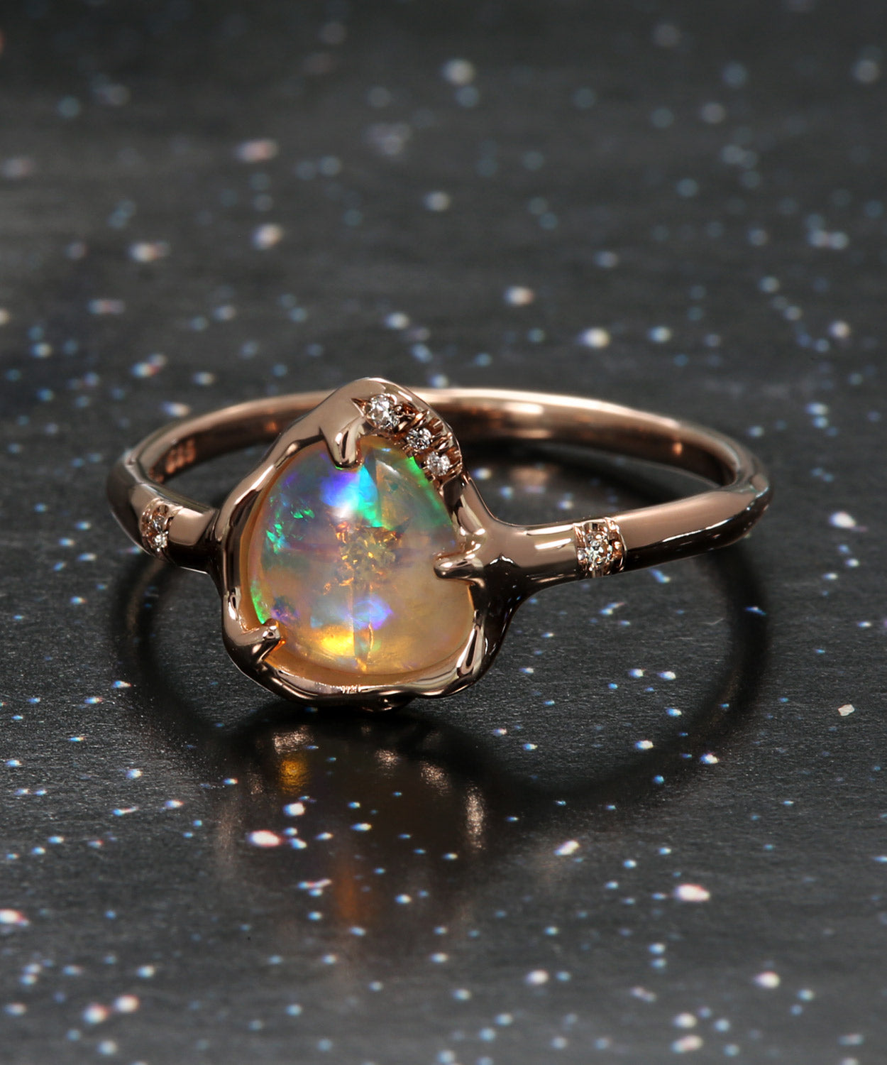 Star Poem Fluorescent Flash Opal Ring