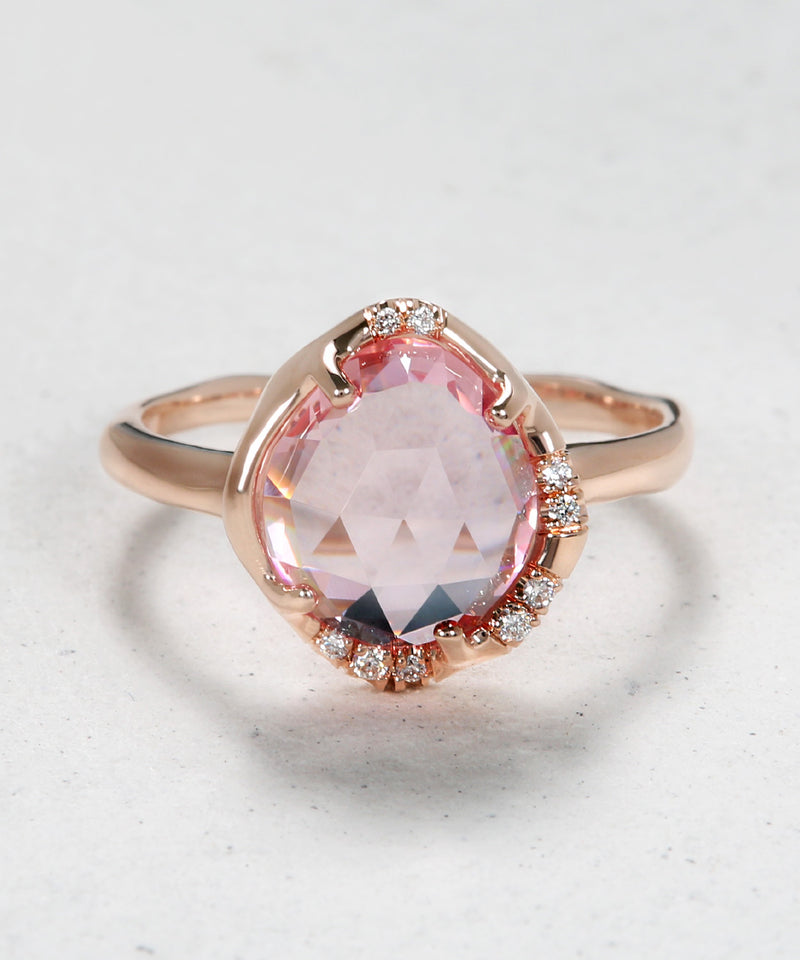 Aphenos Peachy Pink Sapphire Ring