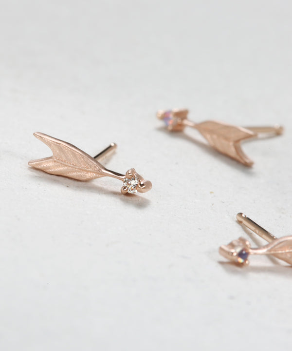 Quilted Arrow Stud